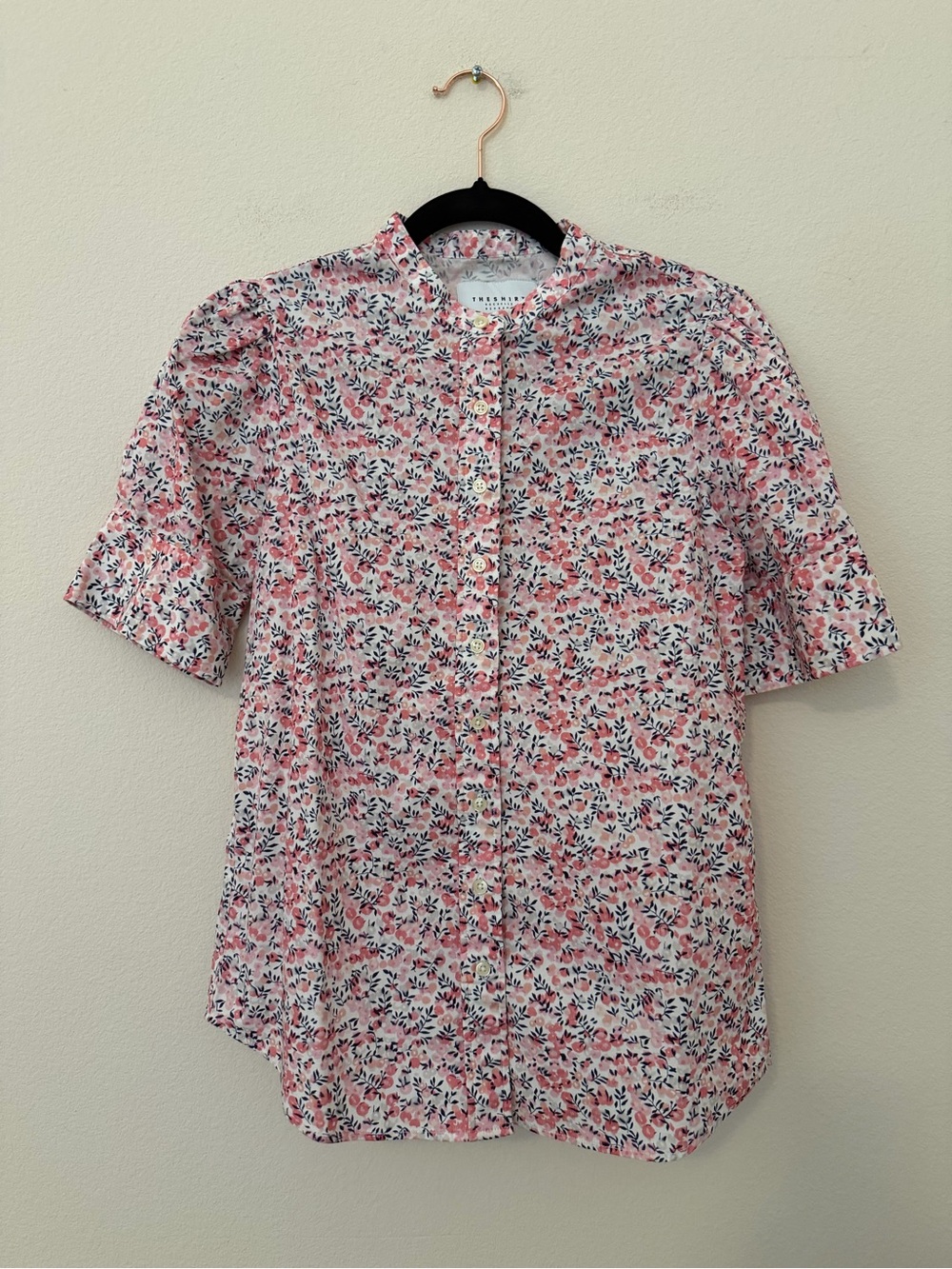 The Shirt Rochelle Behrens Pink Ditzy Floral Button Up Blouse Sz M Short Sleeve